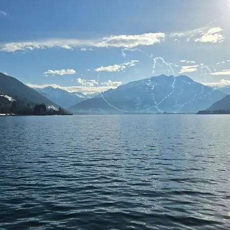 2 By The Apartament Zell am See